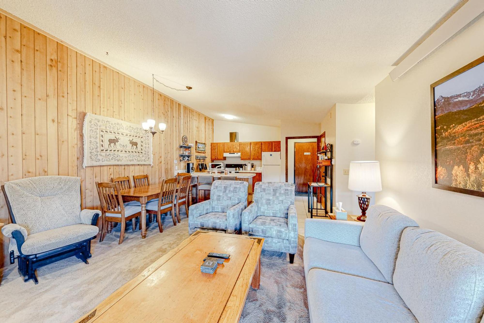 Kings Crossing Apartments Winter Park Room photo